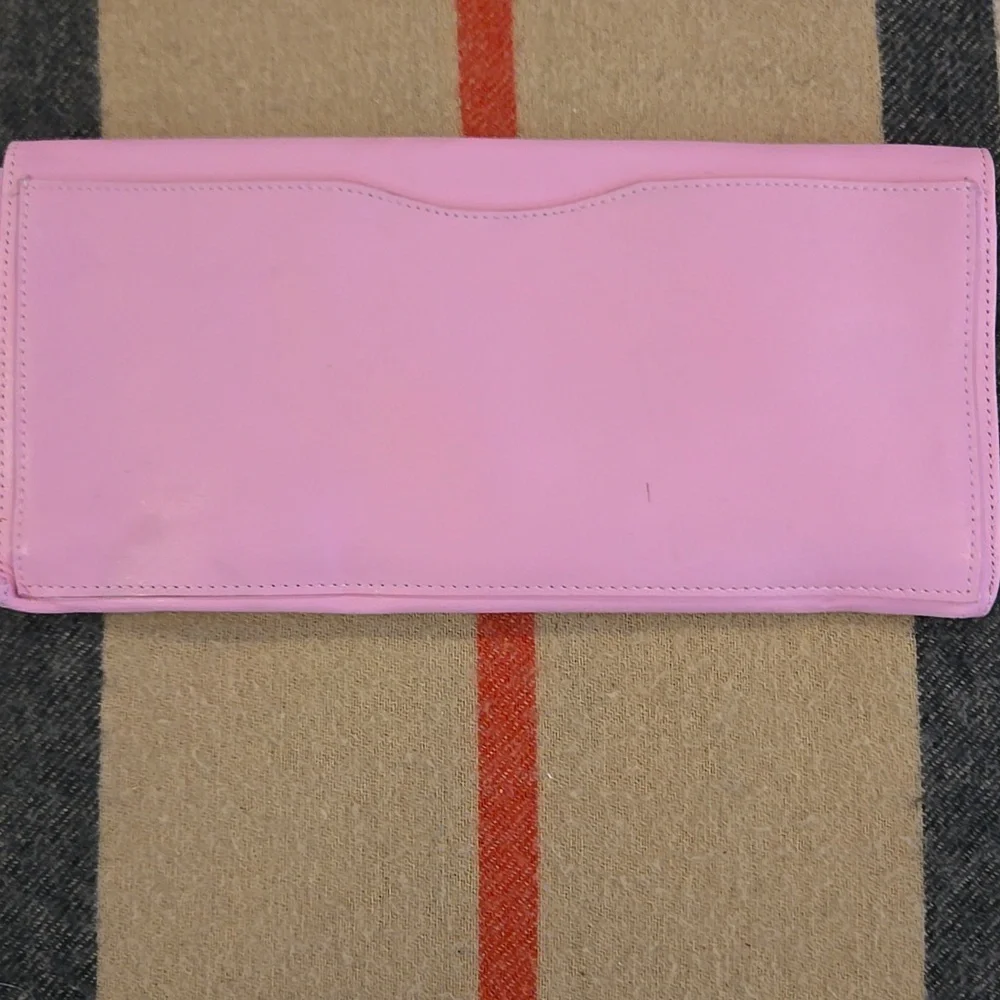 Lilly Pulitzer Rare PinkGreen Leather Clutch NWOT - Picture 4 of 11